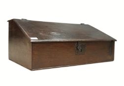 17TH / 18TH CENTURY OAK WOOD LIFT TOP CLERKS' BOX / WRITING SLOPE