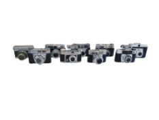 COLLECTION OF VINTAGE GERMAN VIEWFINDER / RANGEFINDER CAMERAS