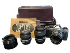 NIKON, JAPAN - VINTAGE NIKON FE 35MM SLR CAMERA & ACCESSORIES