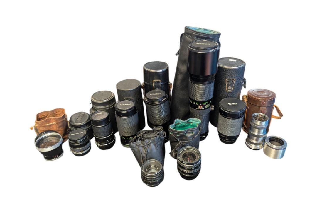 COLLECTION OF LATE 20TH CENTURY VINTAGE CAMERA LENSES - Bild 1 aus 7