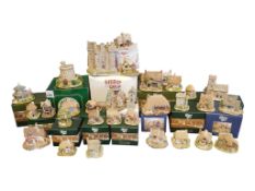 LILLIPUT LANE - LARGE COLLECTION OF LATE 20TH CENTURY COTTAGE FIGURES