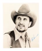 ACTORS - ROBERT DUVALL (D.2026) - AUTOGRAPHED 8X10