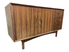 VANSON FURNITURE - MID CENTURY 1960S VANSON CHEVRON SIDEBOARD