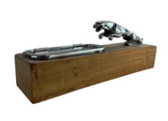 JAGUAR - VINTAGE 1960S MAIN DEALERSHIP MASCOT ASHTRAY ON STAND