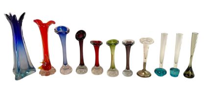 A SELECTION OF COLOURED GLASS TO INCLUDE WHITEFRIARS AND BO BORGSTROM VASES ETC