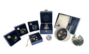 SWAROVSKI - SELECTION OF SWAROVSKI CRYSTAL FIGURES AND COLLECTABLES
