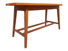 BRITISH MODERN DESIGN - MID CENTURY TEAK & WALNUT COFFEE TABLE