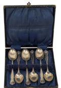 CASED SET OF 19TH CENTURY VICTORIAN HALLMARKED SILVER TEASPOONS