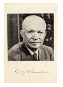 AMERICAN PRESIDENTS - DWIGHT D. EISENHOWER - AUTOGRAPH ON CARD