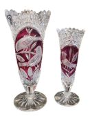 A PAIR OF LATE 20TH CENTURY HOFBAUER BYRDES CRYSTAL CUT GLASS FOOTED VASES