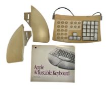 APPLE - 1990S MACINTOSH CLASSIC II COMPUTER