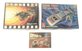 MODEL KITS - x3 SCI-FI STAR TREK, ALIENS & OTHER MODEL KITS
