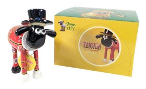 SHAUN THE SHEEP - 'YEOMAN OF THE BAAARD' SHAUN IN THE CITY FIGURINE