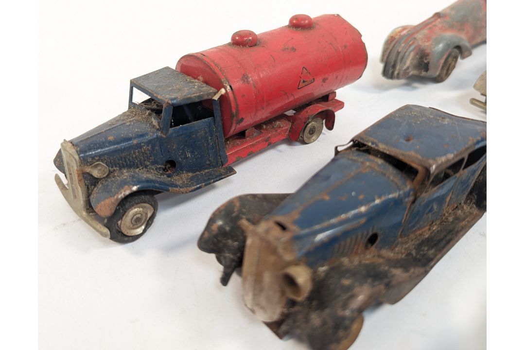 CLOCKWORK - COLLECTION OF VINTAGE MINIC & OTHER CLOCKWORK CARS - Image 5 of 6
