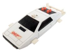 JAMES BOND 007 - CORGI 269 LOTUS ESPRIT THE SPY WHO LOVED ME