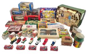 DIECAST - COLLECTION OF ASSORTED DIECAST MODELS