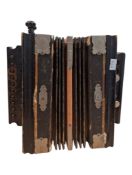 19TH CENTURY THE VICTOR GERMAN SQUEEZE BOX
