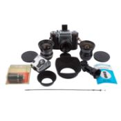 KAMERA PENTACON SIX TL, Fotoausrüstung in Holzbox,