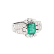 Ring mit Smaragd und Brillanten 
