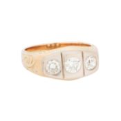 Ring mit 3 Diamanten zus. 0,91 ct (punziert), 