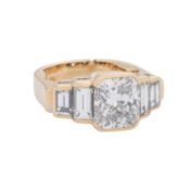 Ring mit Diamanten, 