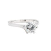 Solitaire Ring mit Brillant 