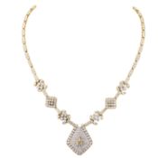Collier üppig besetzt mit Brillanten 