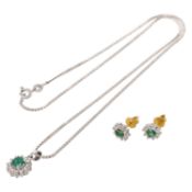 Schmuckset aus Collier und Ohrringen 