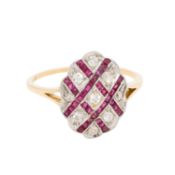 Art Déco Ring mit synthetischen Rubinen 