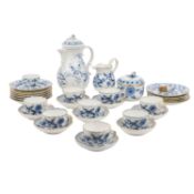 MEISSEN Kaffeeservice 'Zwiebelmuster mit Goldstaffage', 1860-1924, 1. Wahl,