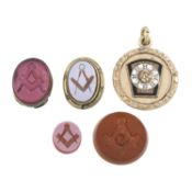 Five assorted masonic jewellery & gemstones