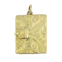 An early 20th century book locket pendant