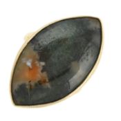 A composite early 20th century dendritic agate ring