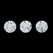 Three brilliant-cut diamonds, 1.17ct. One glass-filled