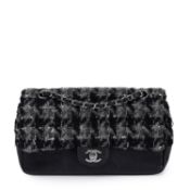 Chanel - Medium Classic Double Flap