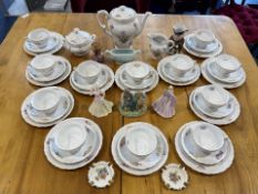Box of Porcelain & Pottery, to include a