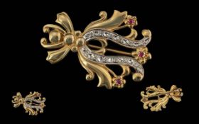 Royal Doulton Limited Edition 14ct Gold Brooch, From the ' Victorian Collection ' This Is No 12 of