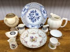Mixed Lot of Collectible Porcelain, comprising a Royal Worcester boat shaped dish circa 1921,