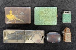 Mixed Lot of Oddments, to include a miniature Coronet Midget Camera, travelling chrome boxed heater,