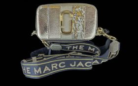 Genuine Marc Jacobs Snapshot Camera Bag, features top zip, detachable guitar strap with The Marc