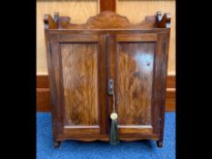 Victorian Mahogany Wall Hanging Cabinet, two panelled doors, the interior with shelf and internal