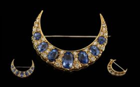 Ladies - Pleasing Quality 18ct Gold Sapphire and Diamond Exquisite Crescent Shaped Small Brooch.