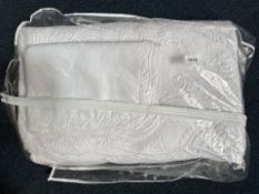 Superking Size White Bedspread With Pillow Slips - Lovely New Embroidered White Bedspread With