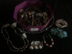 Mixed Box of Costume Jewellery. Includes Necklaces, Earrings, Bangles, Brooches, Pendants etc.