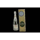 Vintage Moet & Chandon Bottle of Champagne, boxed, produced for the 1977 Queen's Silver Jubilee.