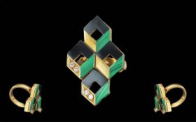Italian Made Superb Quality Modernist Ring. An 18ct Gold Statement Ring, Set with Malachite Onyx and