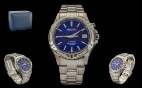 Seiko - Kinetic Gents Stainless Steel Wrist Watch. Features Blue Dial, Silver Markers, Water