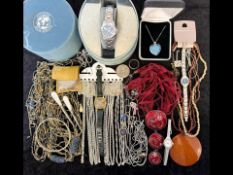 Good Mixed Bag of Costume Jewellery + 925 Sterling Silver Jewellery.