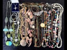 Good Mixed Bag of Costume Jewellery + 925 Sterling Silver Jewellery.