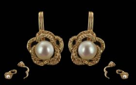 Ladies 9ct Gold Flowerhead Design Pair O